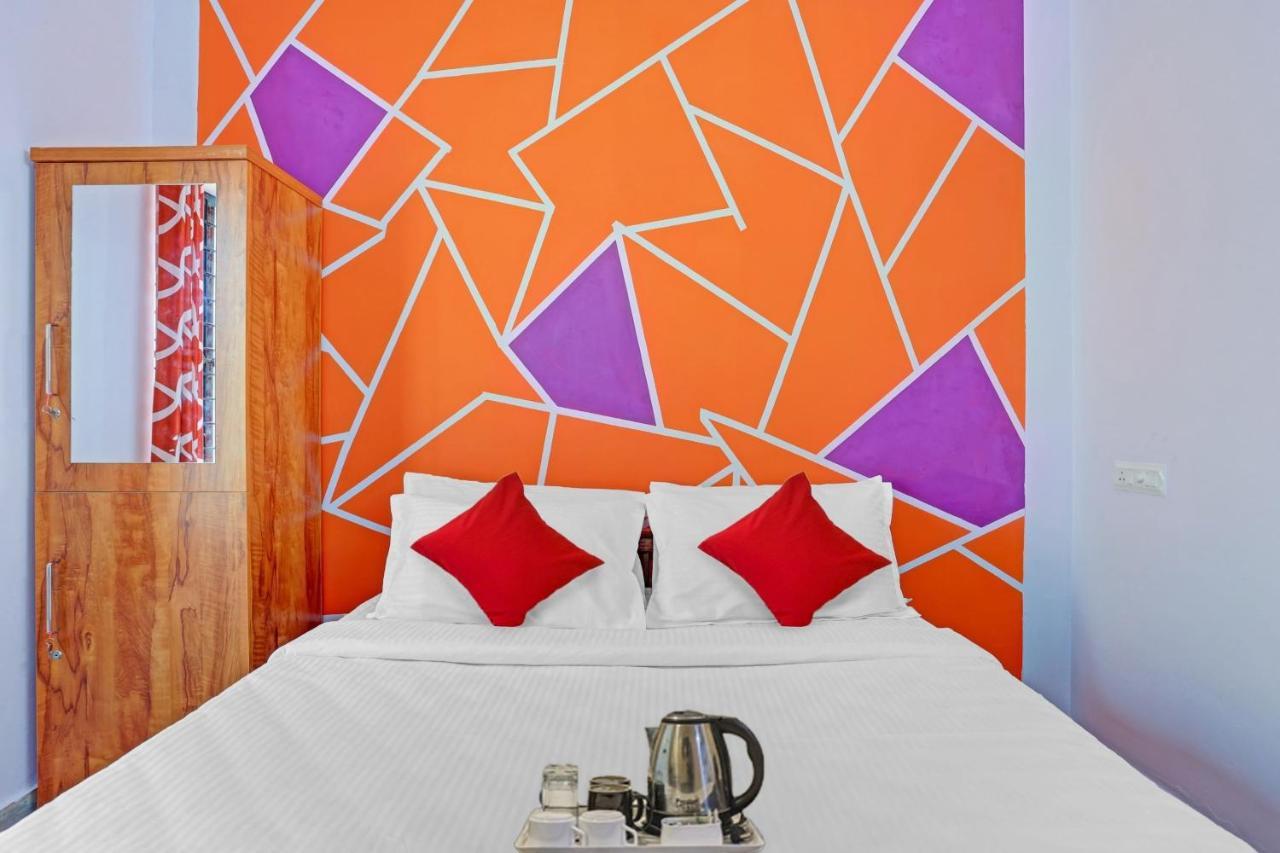 Super Hotel O Bevis Kazhakuttam Bagian luar foto